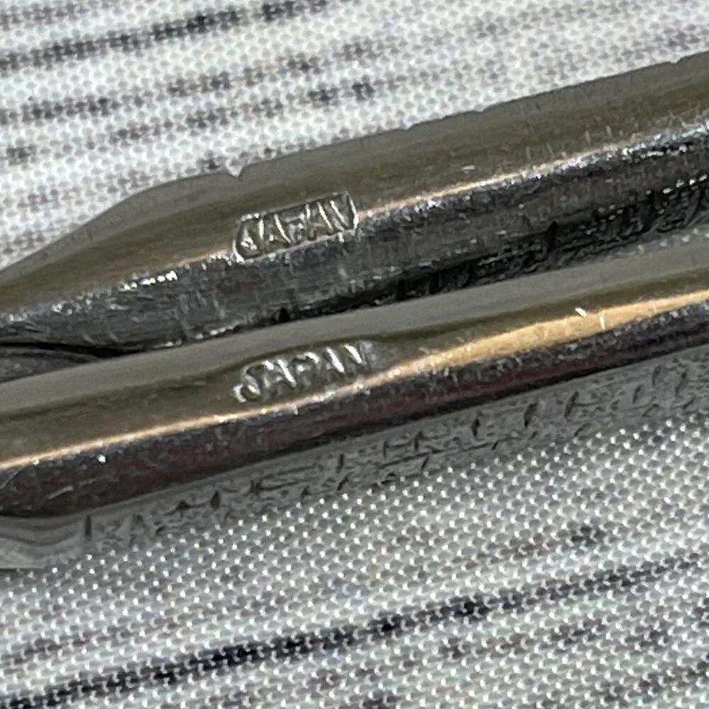 Vintage TWA Airline Stainless Steel Basketweave Table Knife Pair 8